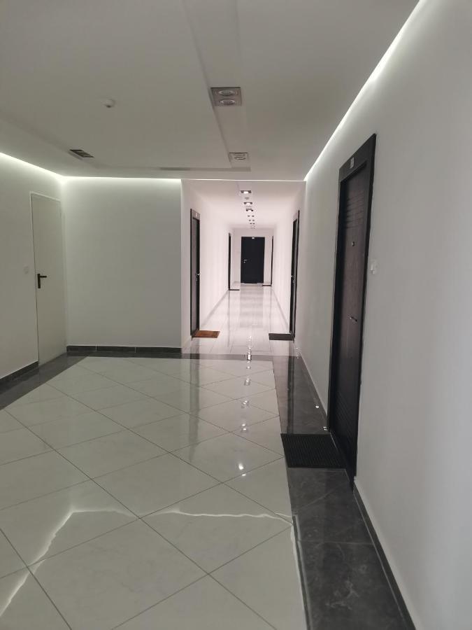 Christopher Apartment أرادايا المظهر الخارجي الصورة