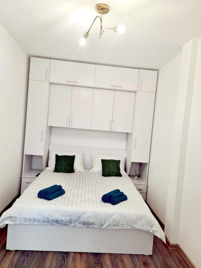 Christopher Apartment أرادايا المظهر الخارجي الصورة