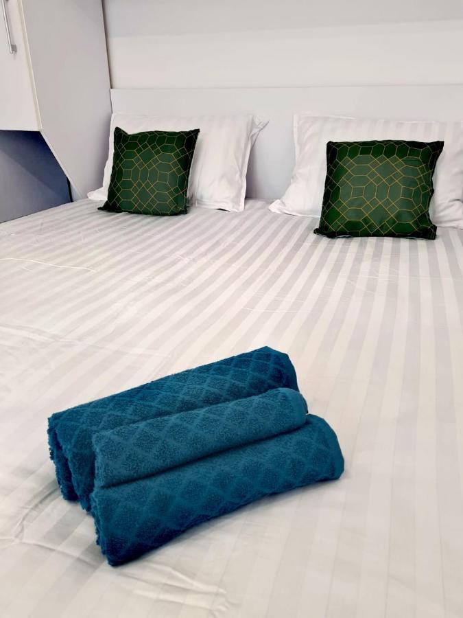 Christopher Apartment أرادايا المظهر الخارجي الصورة