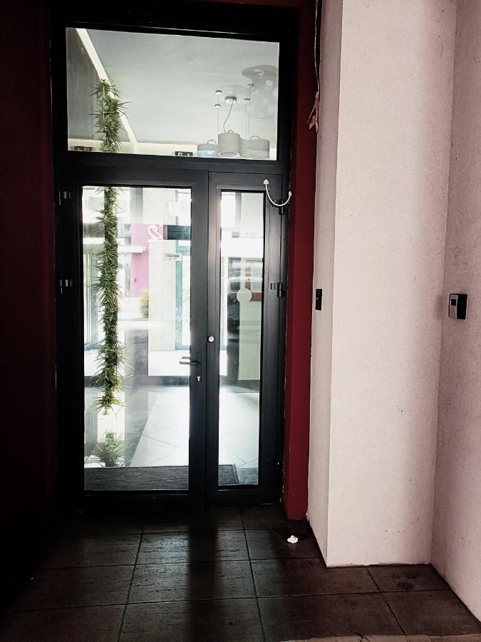 Christopher Apartment أرادايا المظهر الخارجي الصورة