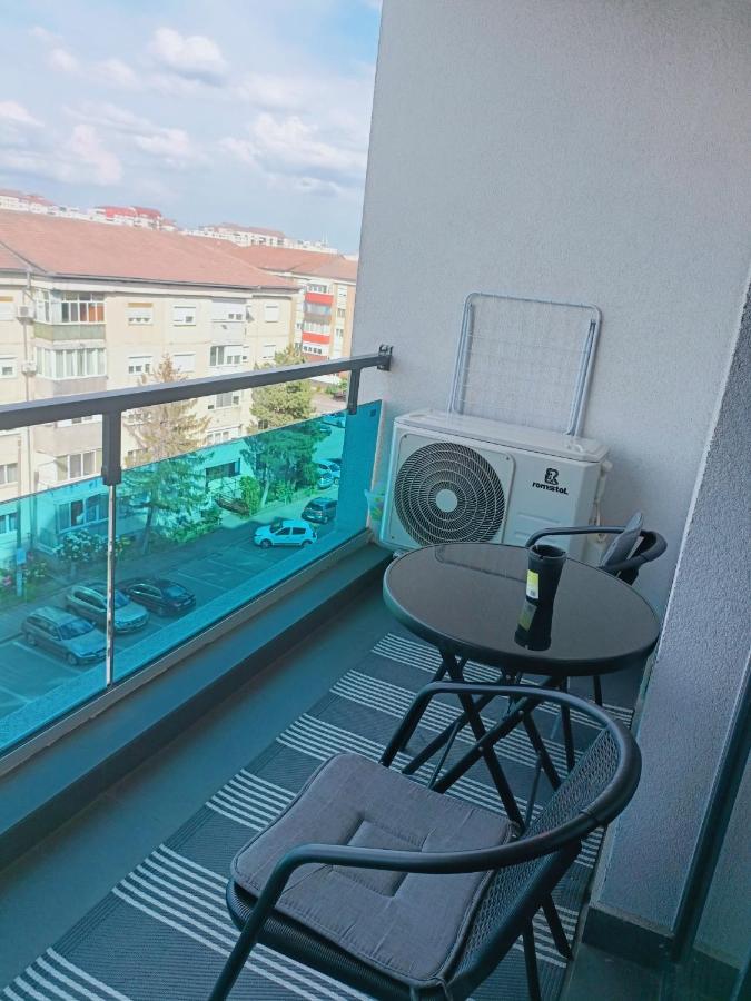 Christopher Apartment أرادايا المظهر الخارجي الصورة