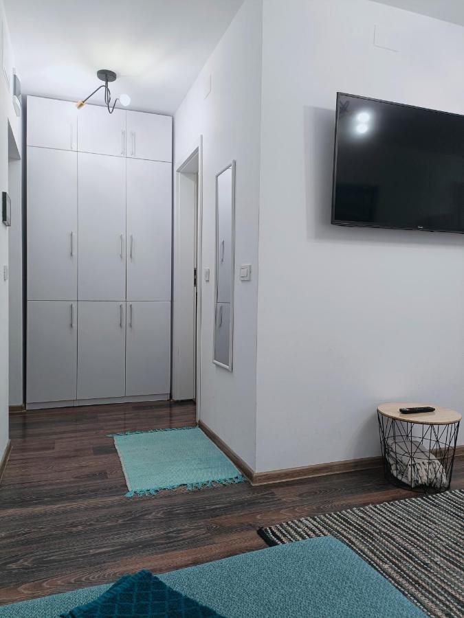 Christopher Apartment أرادايا المظهر الخارجي الصورة